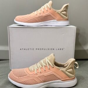 NIB - APL‎ Size 8 Men'sTechLoom Tracer Shoes – Blush/Beach/White